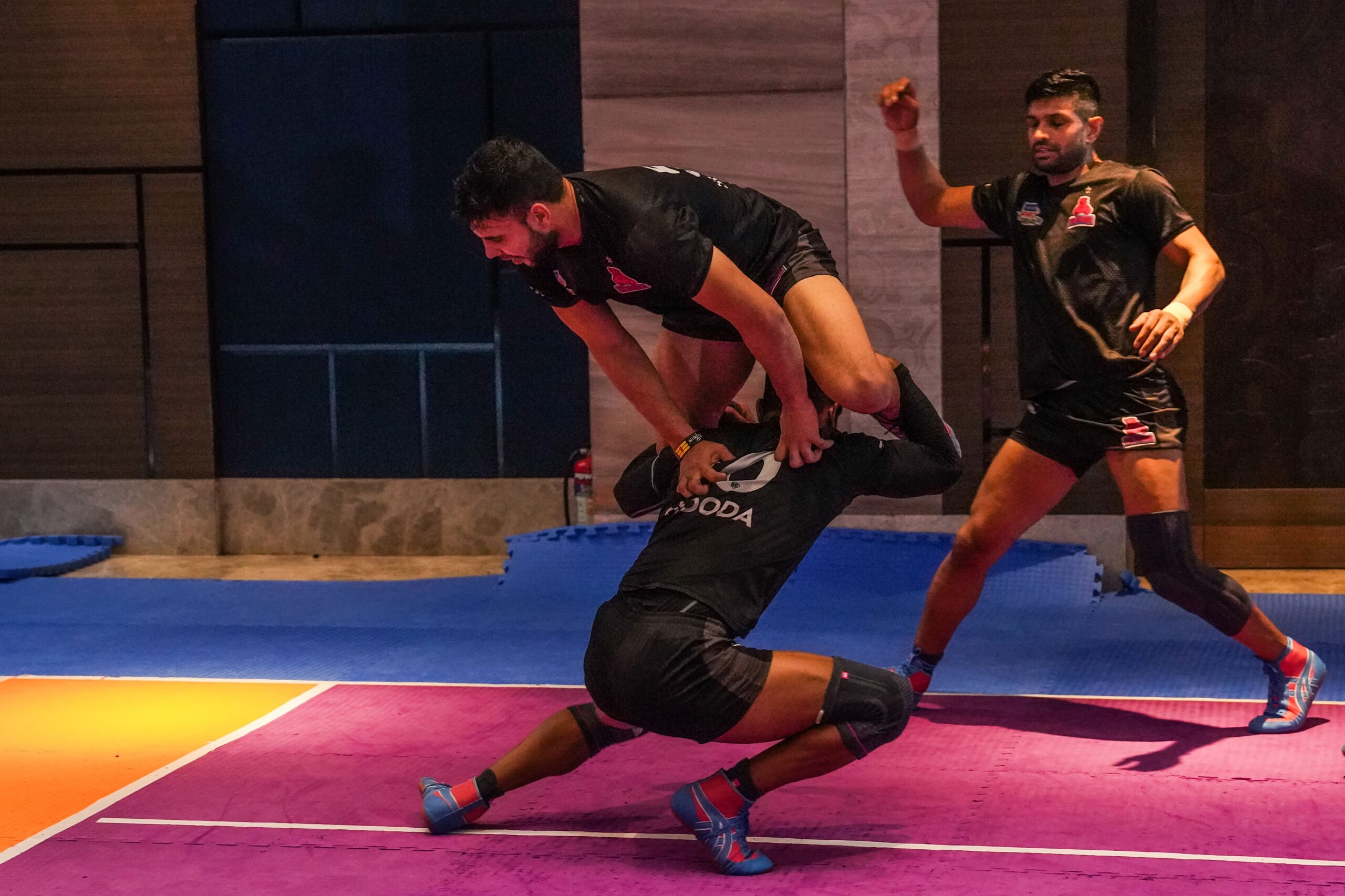  PKL: Gujarat Giants vs Jaipur Pink Panthers