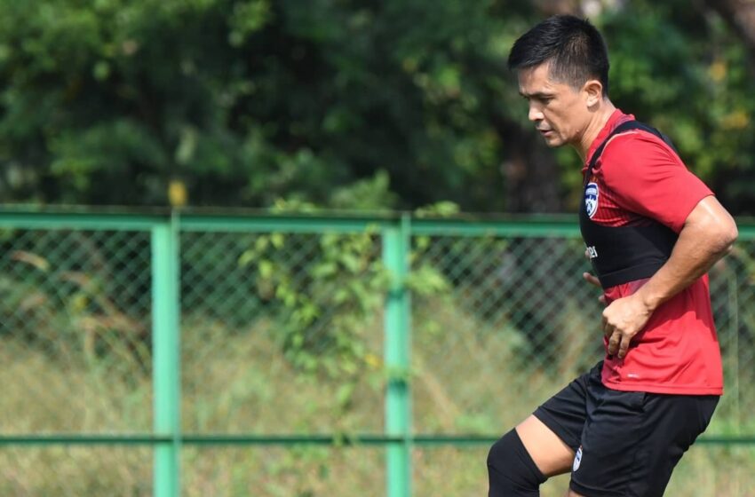 ‘He Is A Human Being’: Bengaluru FC Coach Backs Captain Sunil Chhetri