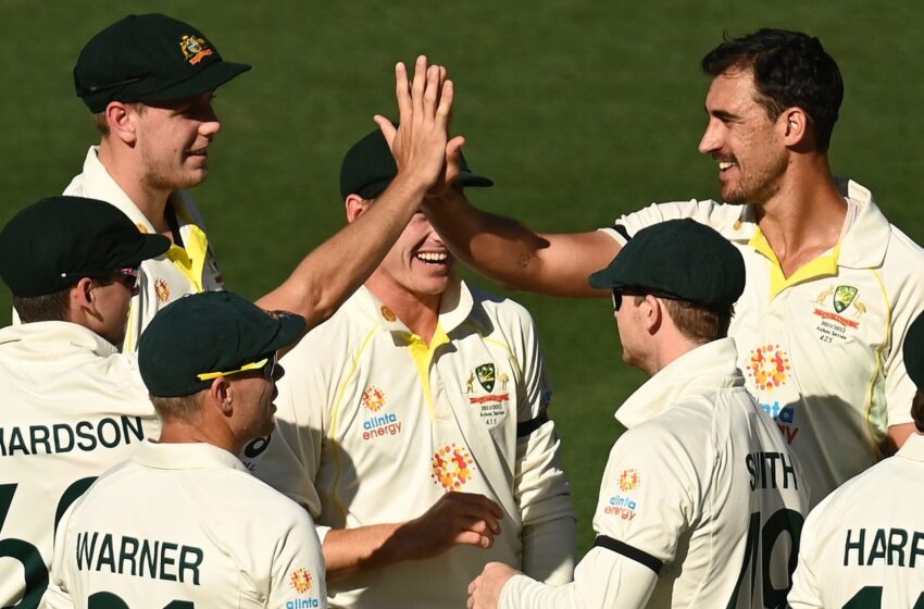  Australia Dominate England