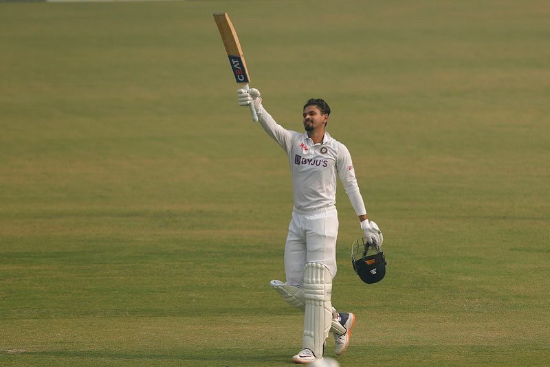  Sunil Gavaskar on Shreyas Iyer’s Test chances: “Where will he fit in?”