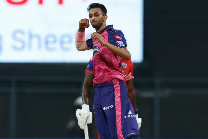 IPL 2022: RR go on to the top of the table with a win vs DC