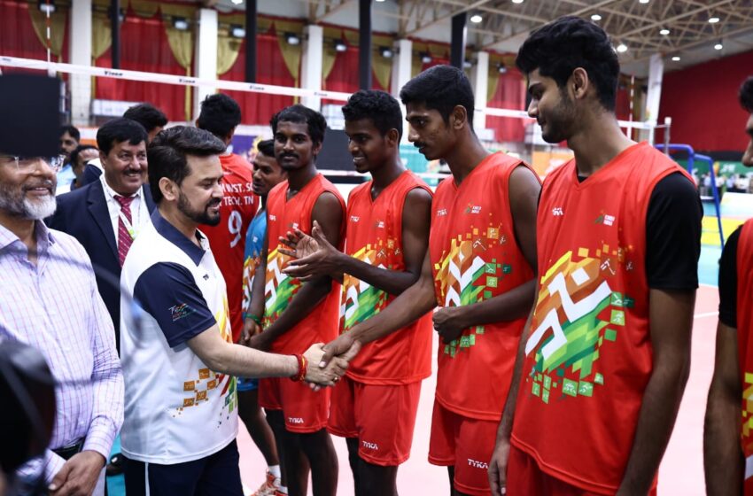  Anurag Thakur pays a surprise visit to Jain University Global campus