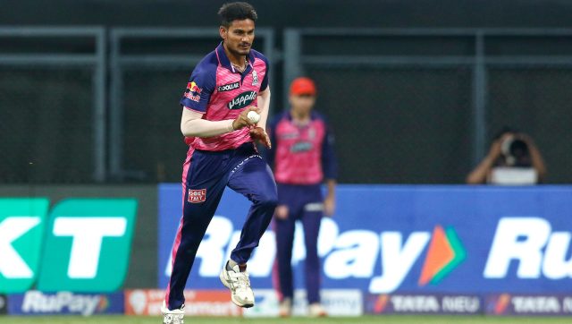  IPL 2022: Riyan and Kuldeep Sen star as RR sink RCB