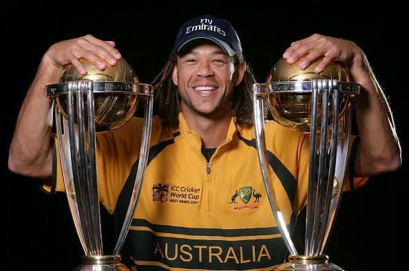  Australian cricket great Andrew Symonds dies in a car crash