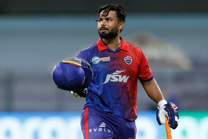  Rishabh Pant files complaint against former cricketer ￼