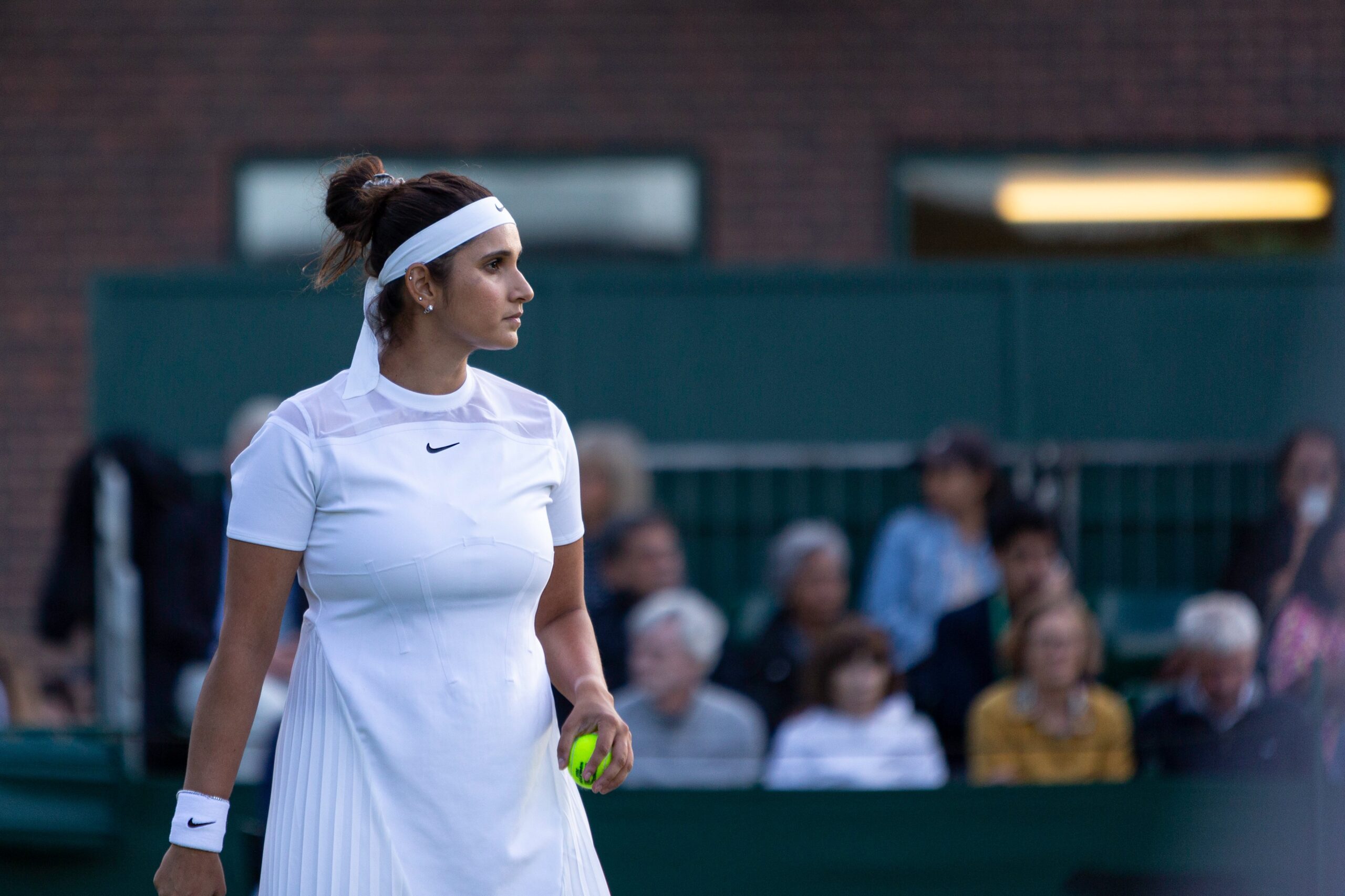  Sania Mirza beaten in the first round at her final Wimbledon