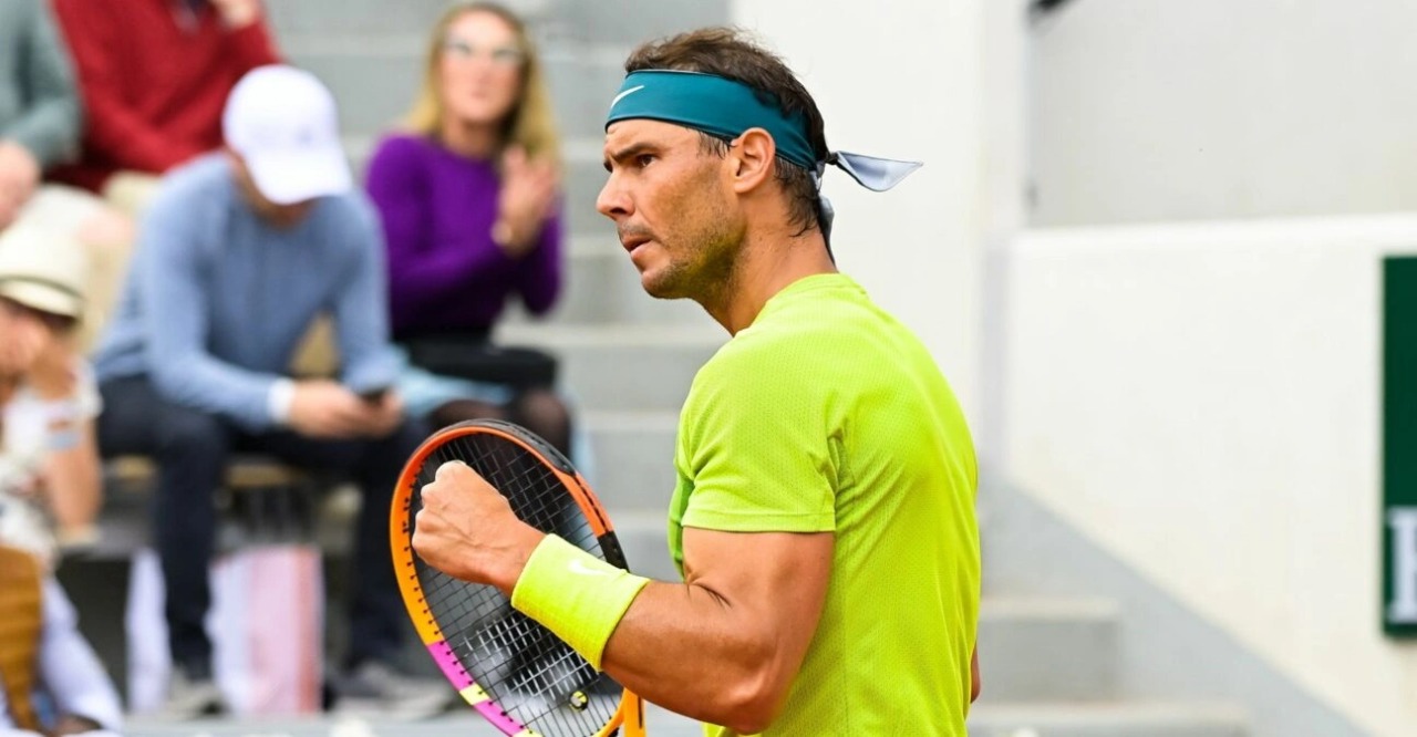 Rafael Nadal reaches 14th French Open final after Alexander Zverev injury
