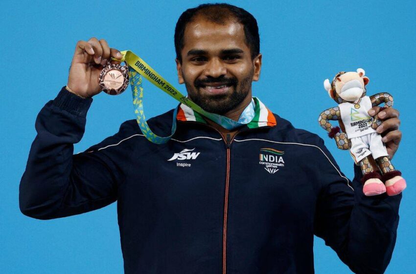  Gururaja Poojary son of a truck driver, won a medal at the  Commonwealth Games