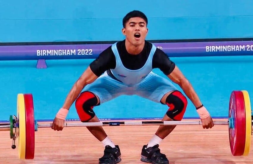 CWG2022:Ministry of Youth Affairs and Sports releases Rs 30 lakh for surgery of Sanket Sargar