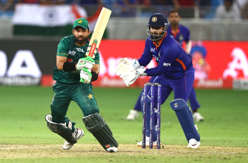  Pakistan take round 2, beat India by 5 wickets in the Asia Cup.