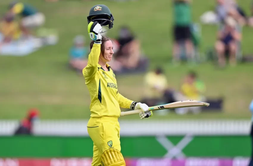  Rachael Haynes has shocked the world by announcing her immediate retirement from international cricket.