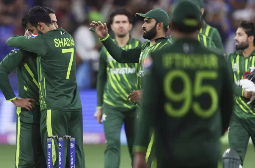 Pakistan vs Zimbabwe Live Score, T20 World Cup 2022: ZIM beat PAK by 1 run in nail-biting thriller