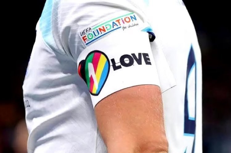  FIFA has banned Harry Kane from wearing the One Love armband