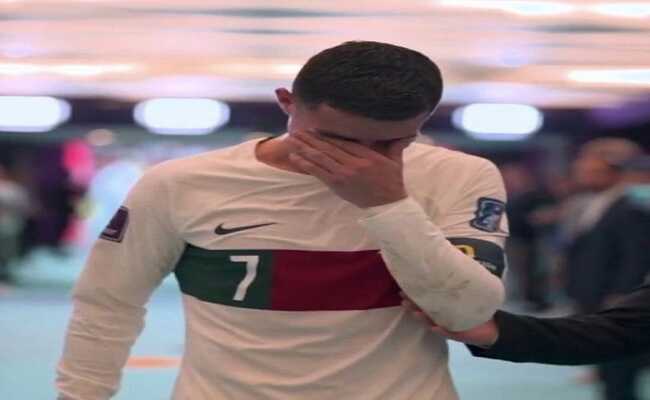  Cristiano Ronaldo breaks down after Portugal gets eliminated from the World Cup