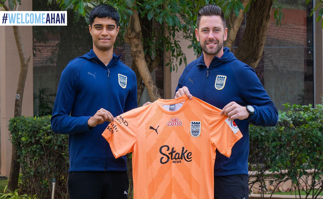  Mumbai City FC sign 18-year-old goalkeeper Ahan Prakash