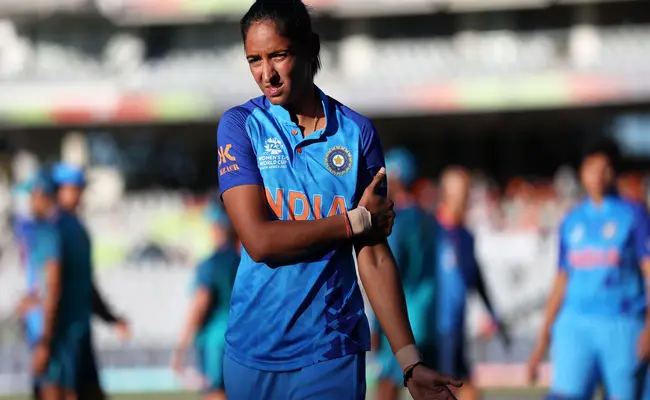  Harmanpreet Kaur suspended for Code of Conduct breach
