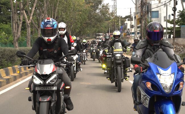  MotoGP™: 400 bikers kickstart Hyderabad Chapter