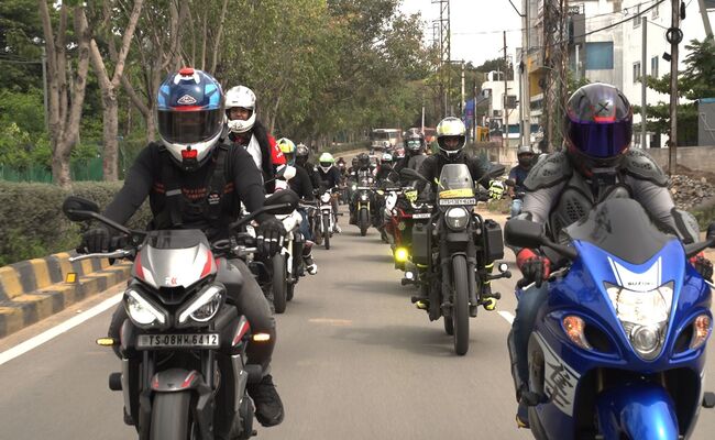 MotoGP™: 400 bikers kickstart Hyderabad Chapter
